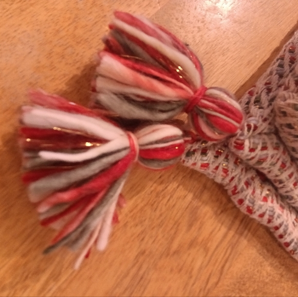 ASPEN Table Runner - Picture 5 of 12